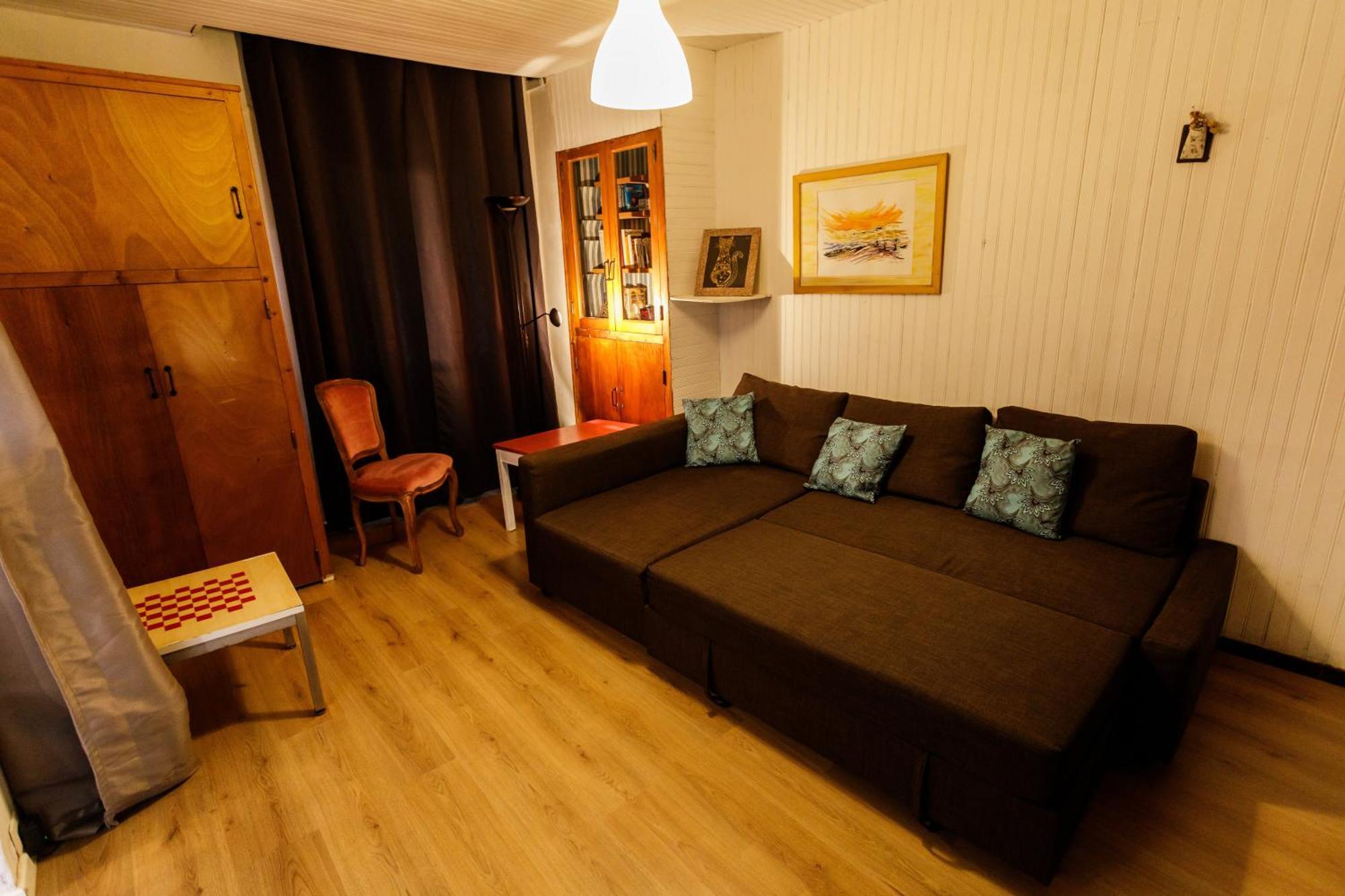 Gite Rue Tranquille Padern エクステリア 写真