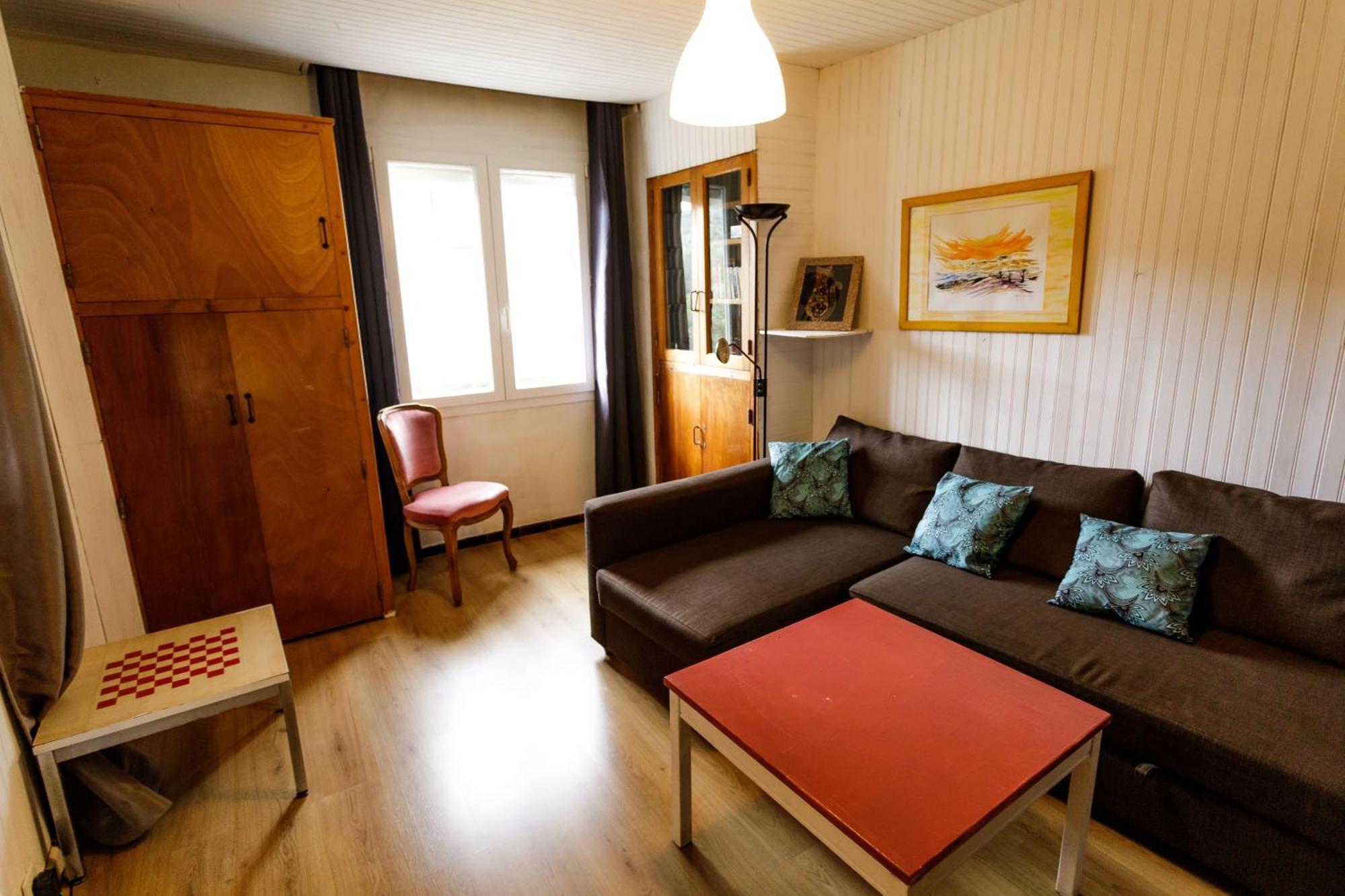 Gite Rue Tranquille Padern エクステリア 写真